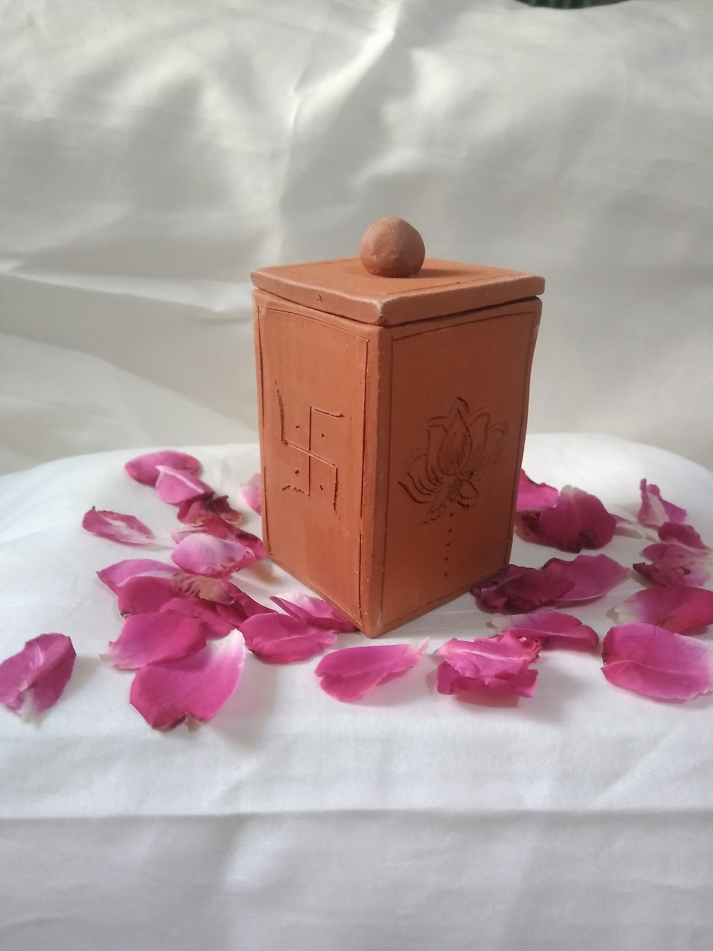 Shaktipadam Handmade Terracotta Aroma Candle: A Beacon of Tranquility and Spiritual Enlightenment