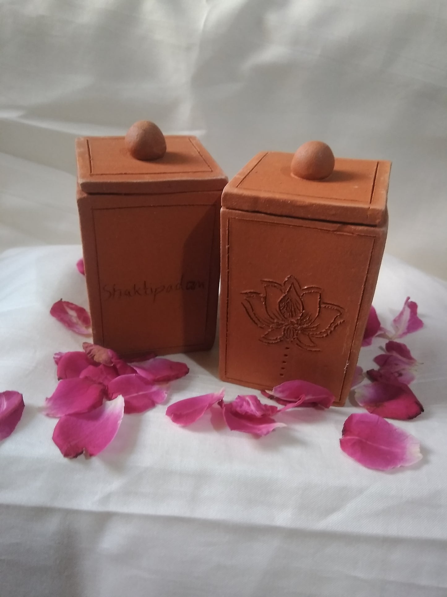 Shaktipadam Handmade Terracotta Aroma Candle: A Beacon of Tranquility and Spiritual Enlightenment