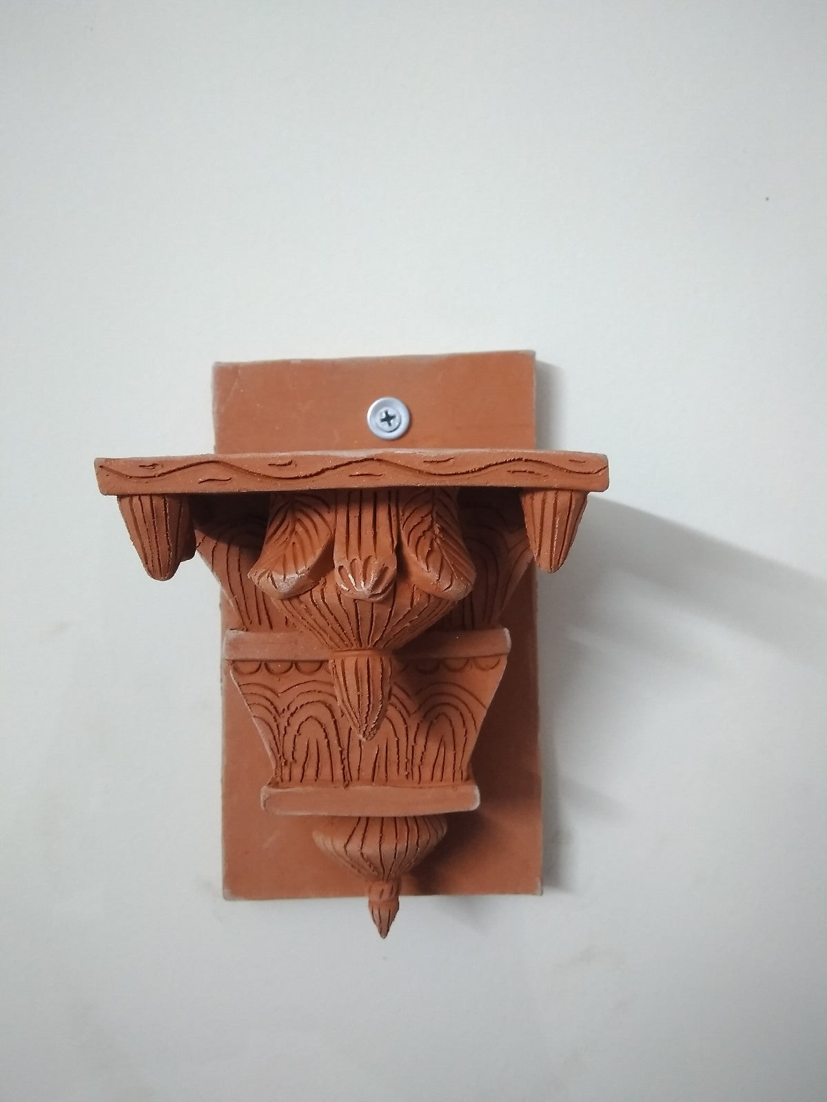 Elegant Terracotta Handmade Wall Brackets: Perfect Blend of Tradition and Style