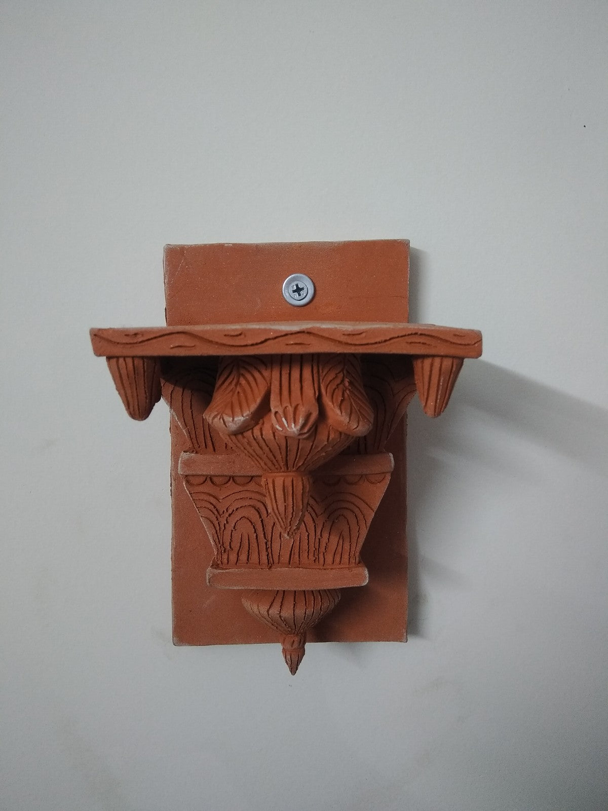 Elegant Terracotta Handmade Wall Brackets: Perfect Blend of Tradition and Style