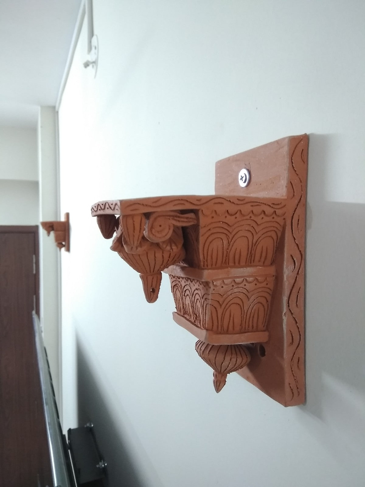 Elegant Terracotta Handmade Wall Brackets: Perfect Blend of Tradition and Style